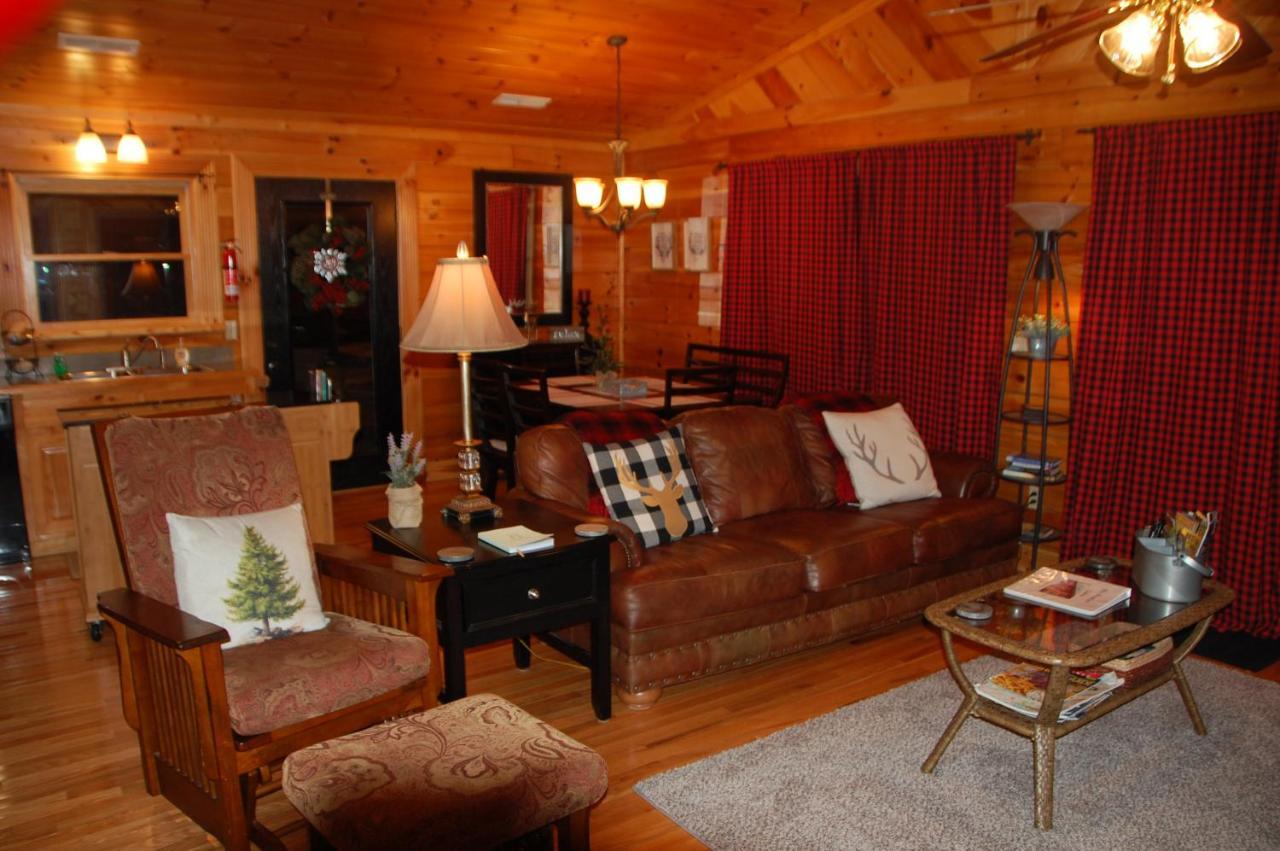 His Promises Cabin Pigeon Forge Εξωτερικό φωτογραφία
