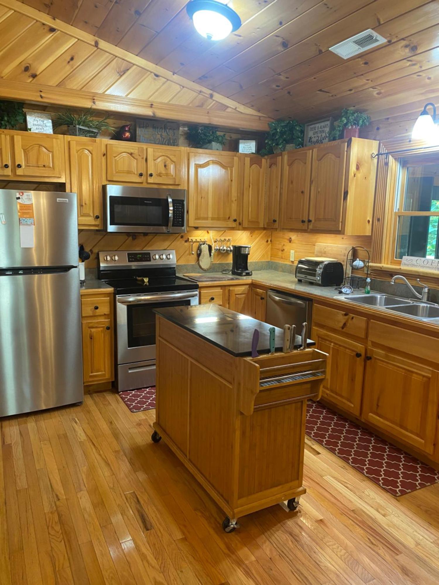 His Promises Cabin Pigeon Forge Εξωτερικό φωτογραφία